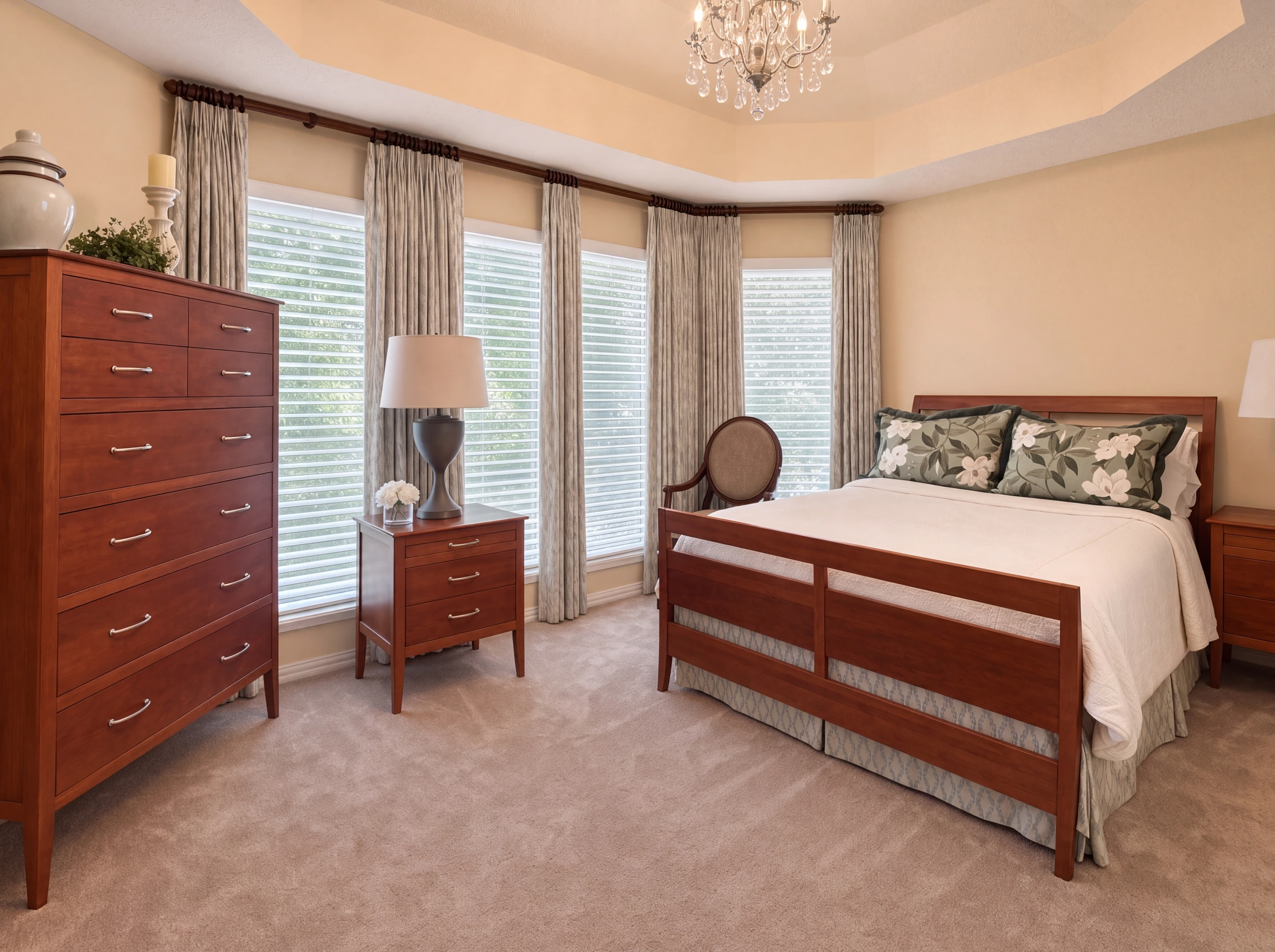 Second upstairs bedroom